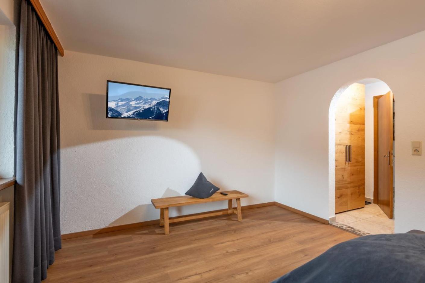 Haus Schroll Διαμέρισμα Ried im Zillertal Εξωτερικό φωτογραφία